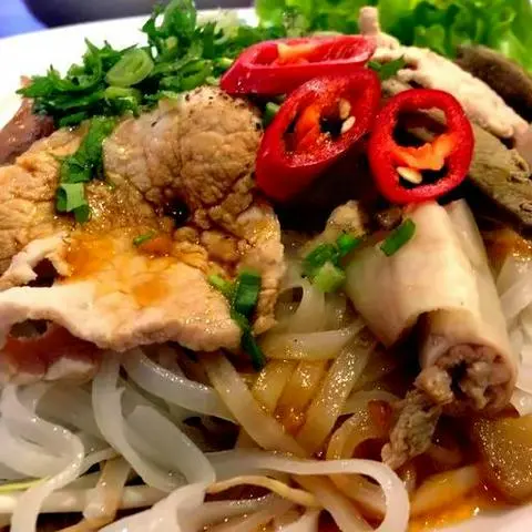 Hình ảnh Hú tiếu xào thập cẩm