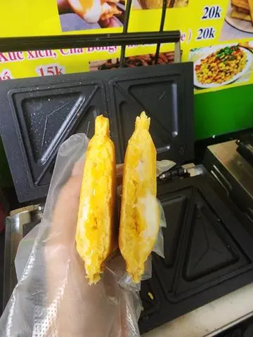 Hình ảnh Hotdog xúc xích phô mai