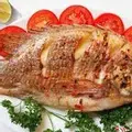 Hình ảnh Cơm cá diêu hồng chiên gỏi xoài