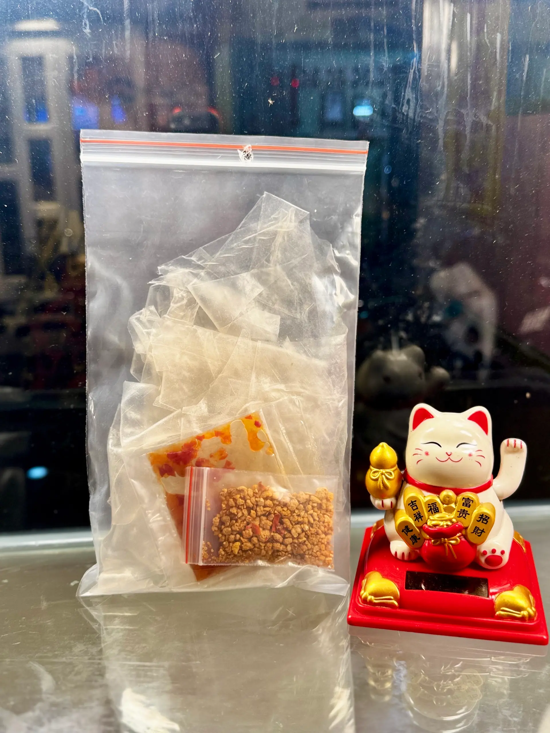 Hình ảnh Bánh Tráng (Muối + Ớt Rim)