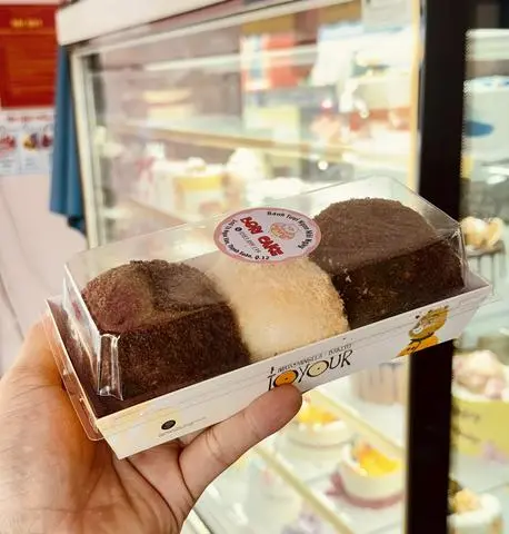Hình ảnh Bánh Custard ( 2 đen 1trắng)