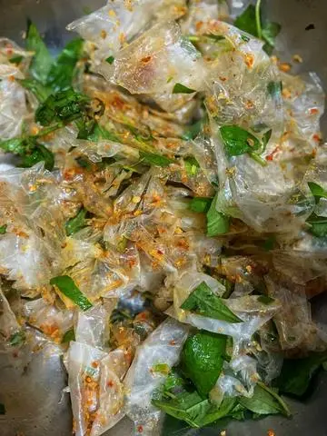 Hình ảnh Bánh tráng phơi sương "nhỏ và Ăn là ghiền"