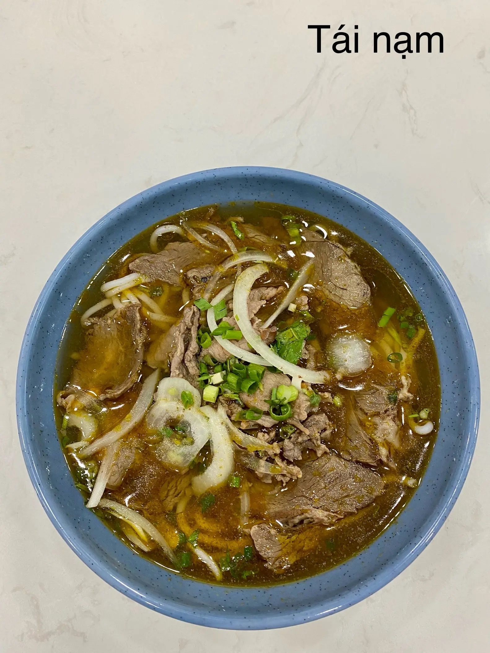 Hình ảnh Bún bò tái nạm