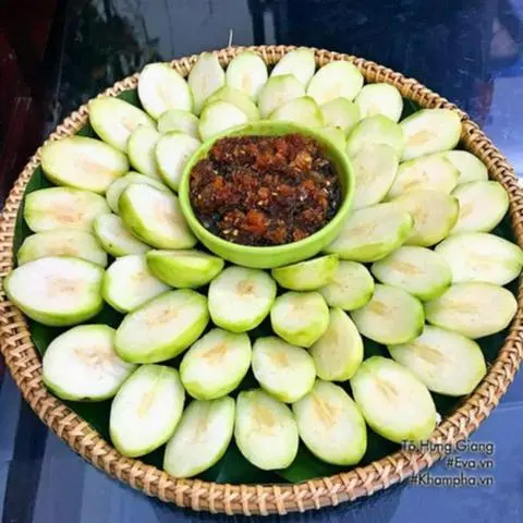 Hình ảnh cóc xoài chấm mắm ruốc _ 600gam
