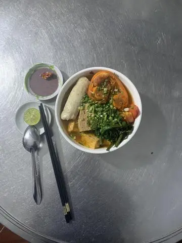 Hình ảnh Canh bún cua giò
