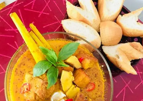 Hình ảnh CaRi Bánh Mì Chay (Thứ 7 Hàng Tuần)