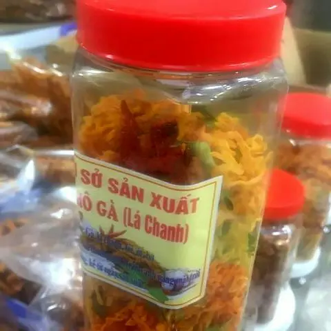 Hình ảnh Khô gà lá chanh loại ngon khô ráo hũ 250gr