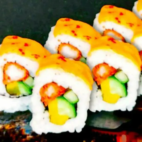 Hình ảnh Cuộn gà giòn phủ cheese M16
