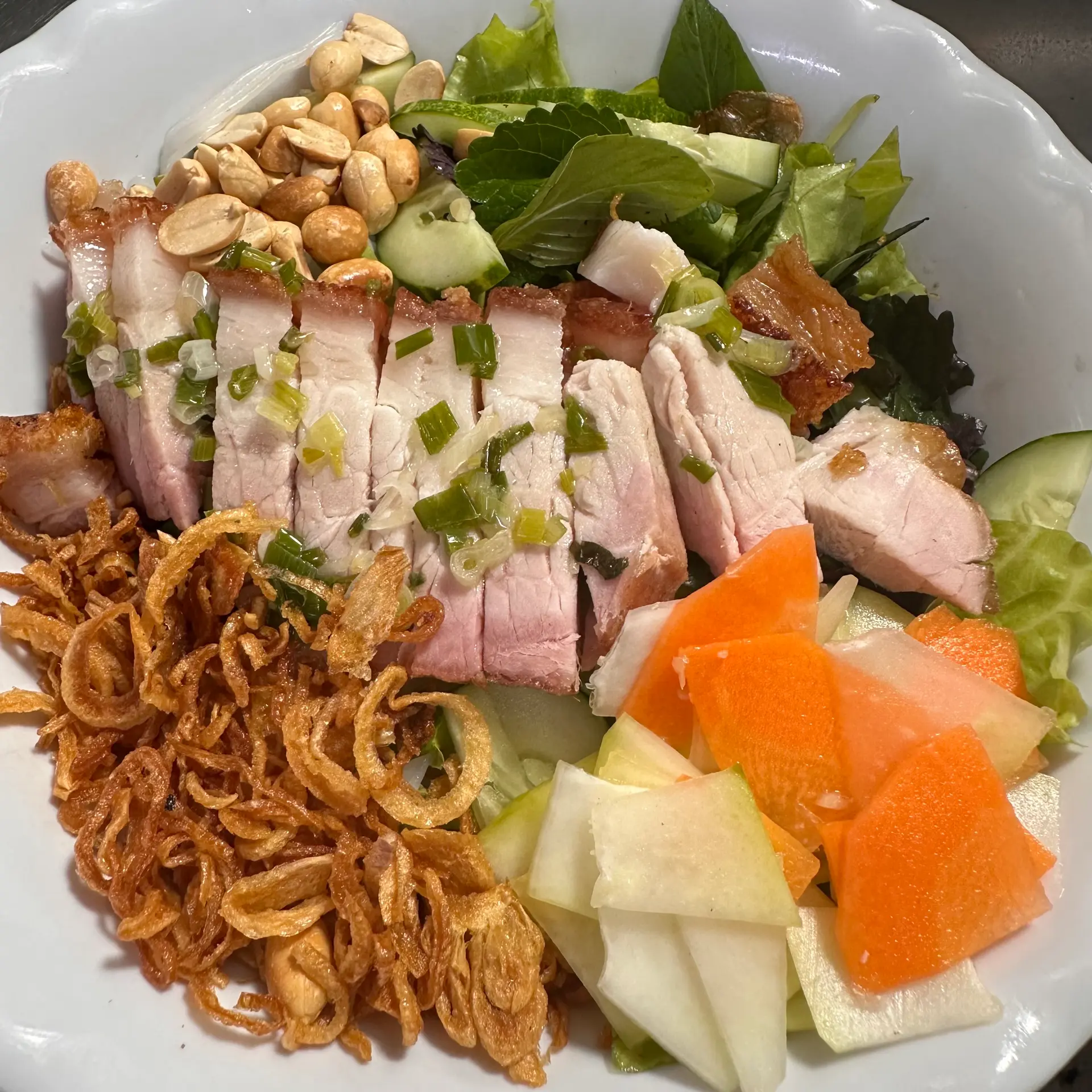 Hình ảnh Bánh Hỏi Heo Quay