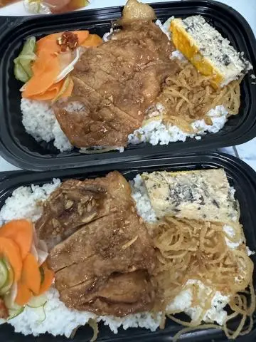 Hình ảnh Cơm sườn chả