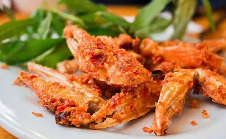 Hình ảnh Càng ghẹ rang muối ớt