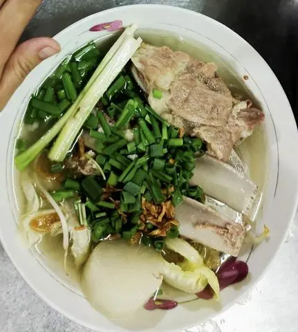 Hình ảnh Hoành thánh xương