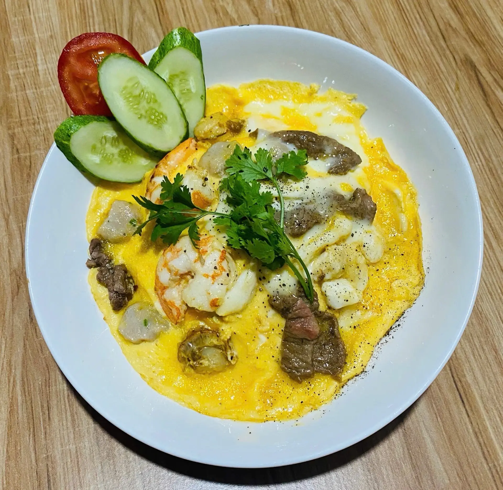 Hình ảnh Nui thập cẩm phủ trứng