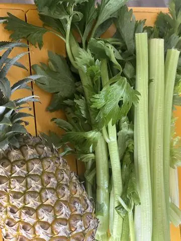 Hình ảnh Nước Ép Cần Thơm