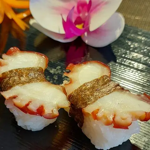 Hình ảnh Nắm Bạch Tuộc( 2 viên)