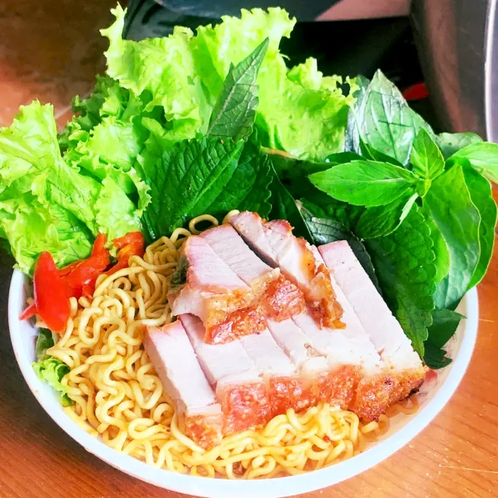 Hình ảnh Mì Cay Heo Quay 