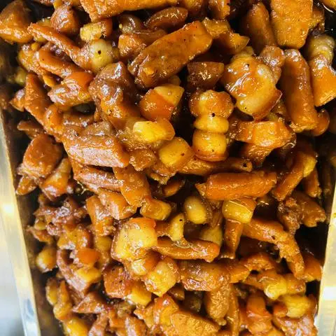Hình ảnh Cơm thịt kho tiêu 