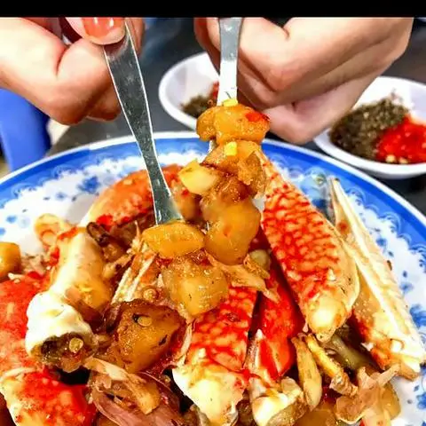 Hình ảnh Càng ghẹ cháy tóp mỡ da giòn