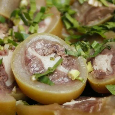 Hình ảnh Đuôi bò thêm(có nước lèo)