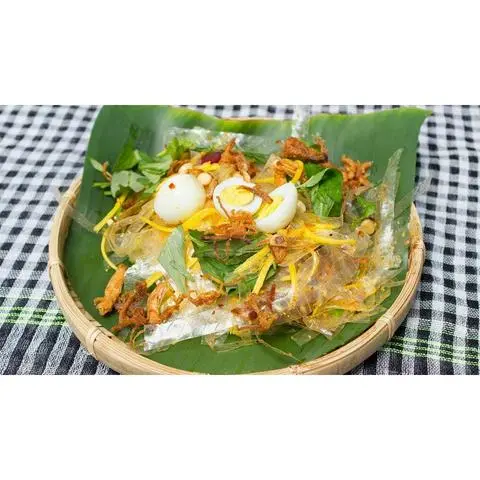 Hình ảnh Bánh tráng Trộn Khô Gà