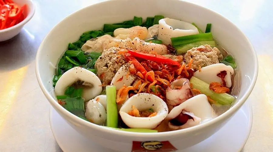 Hình ảnh Hủ tiếu thái tôm mực