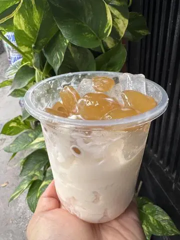 Hình ảnh Sữa chua + hạt đác 