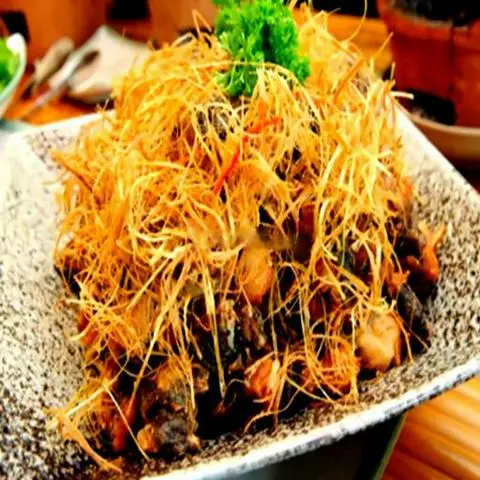 Hình ảnh Ếch Núp Lùm