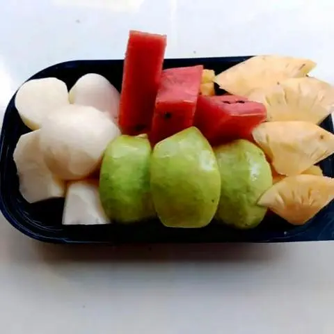 Hình ảnh Sắn - ổi - thơm - dưa hấu
