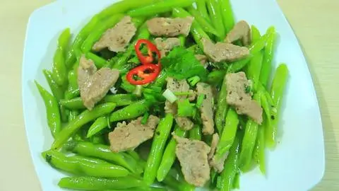 Hình ảnh Cơm đậu que xào thịt bò +canh