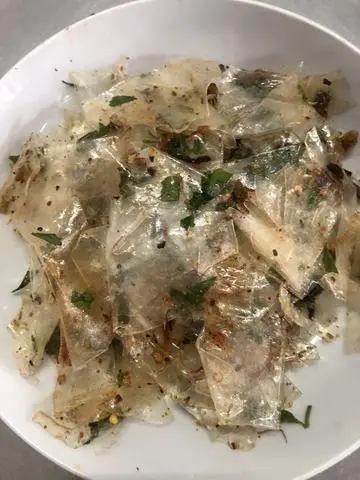 Hình ảnh Bánh tráng trộn chay thơm ngon