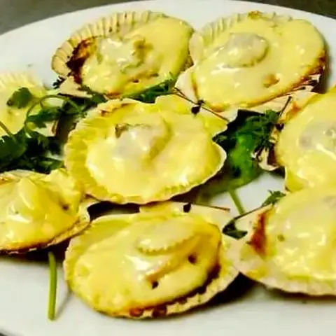 Hình ảnh Sò điệp nướng phô-mai 