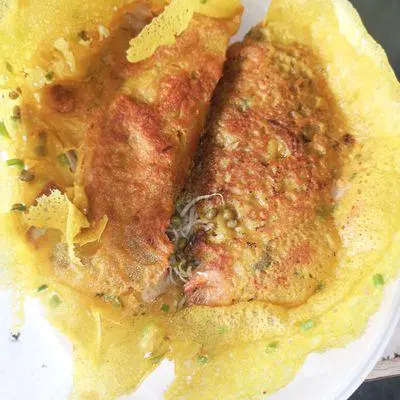 Hình ảnh Bánh xèo truyền thống 1 Phần 2 Bánh ( Two Traditional Pancakes)