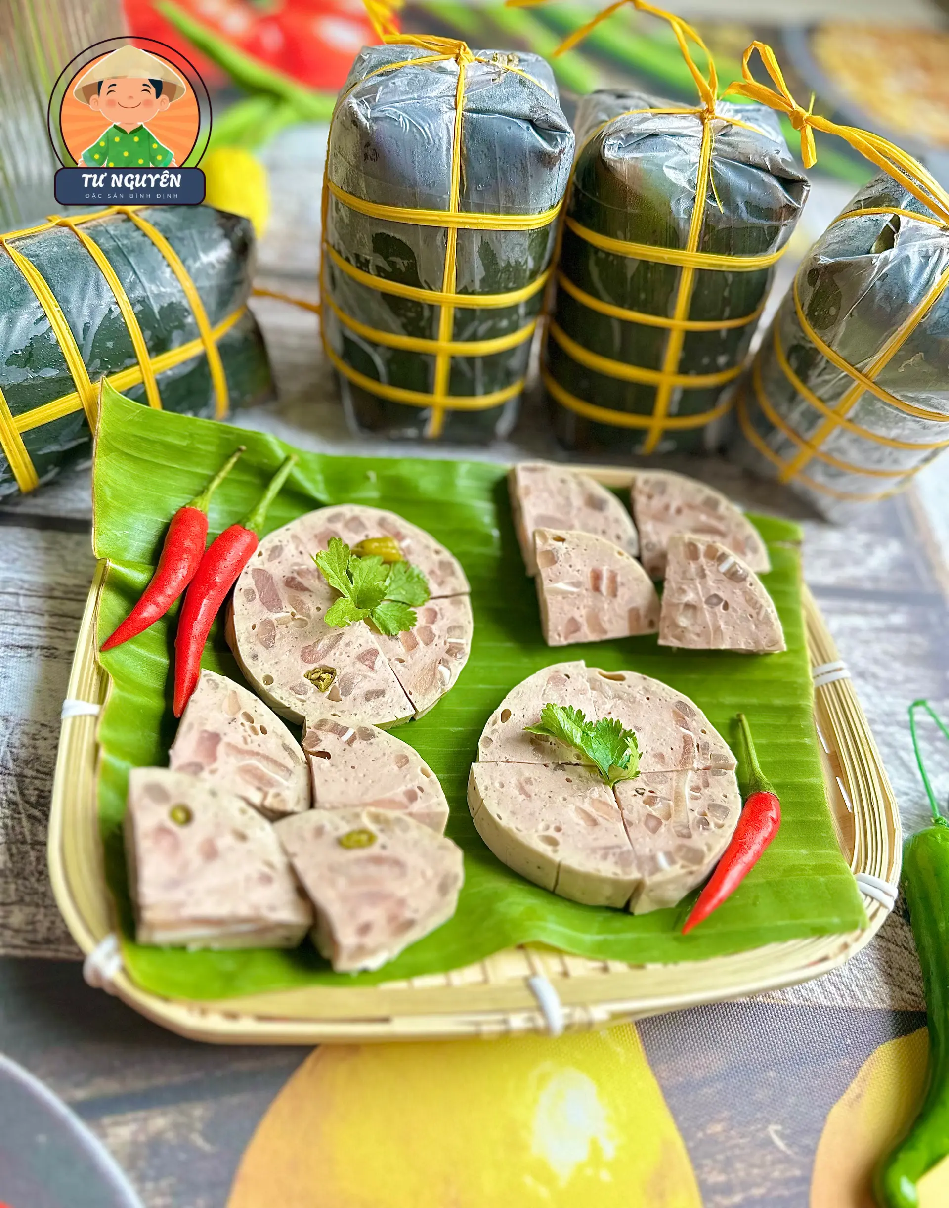 Hình ảnh Chả tai da heo ớt xiêm xanh - cây 500gr