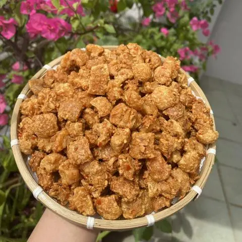 Hình ảnh Tóp mỡ rim mắm tỏi