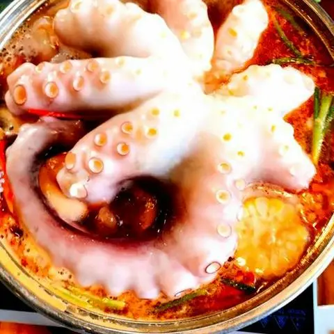 Hình ảnh Lẩu mực