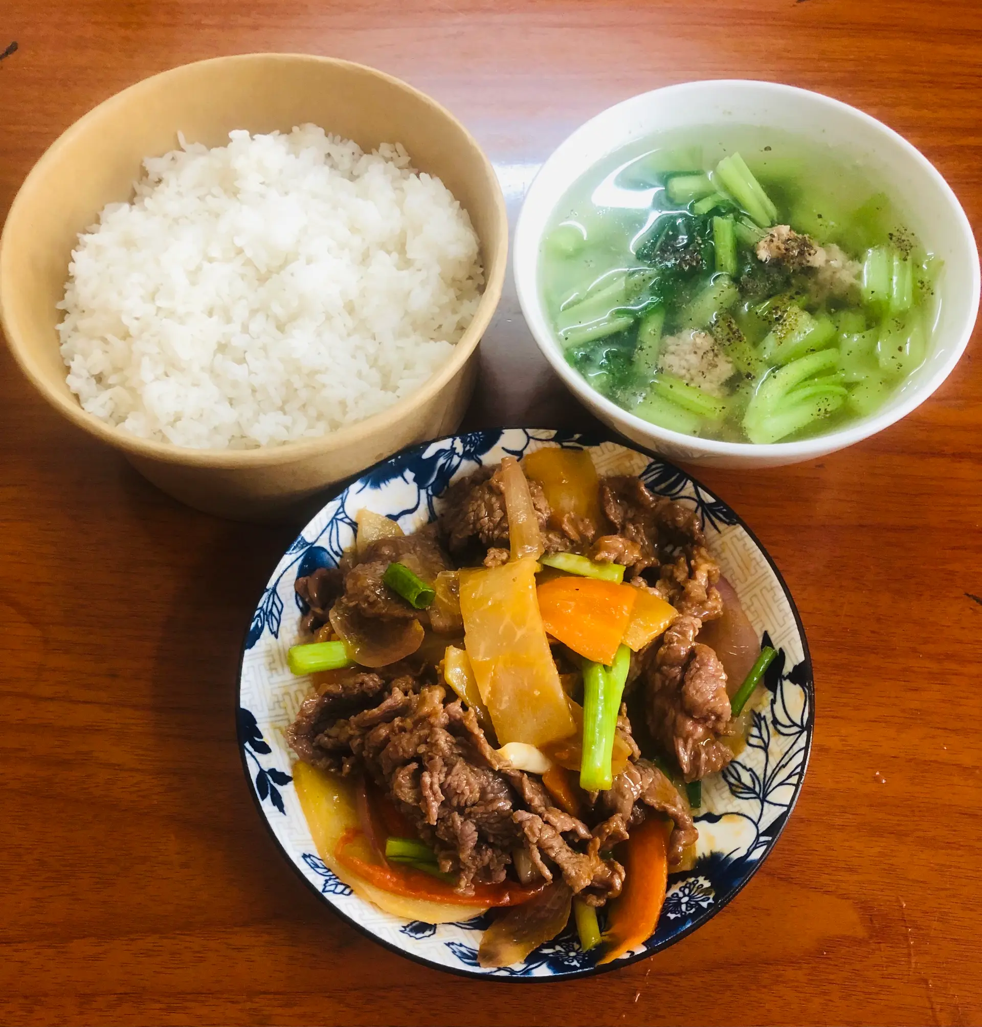 Hình ảnh Cóm Rang Su Hào Xào Bò ( Hạt Giòn )
