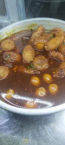 Hình ảnh Cơm chả cá trứng cút kho