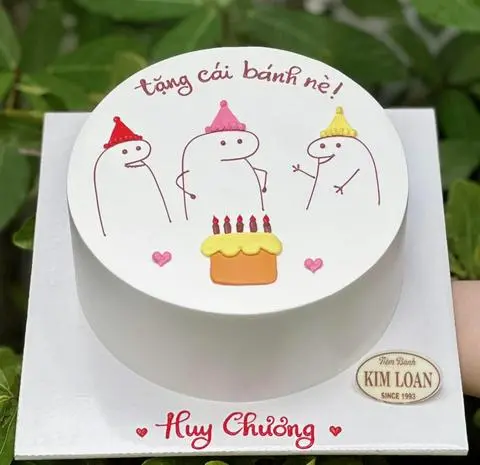 Hình ảnh bánh kem tặng cái bánh nè