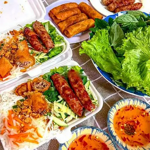 Hình ảnh Bún nem nướng - Chả giò