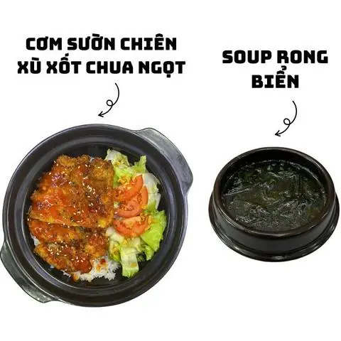 Hình ảnh Cơm sườn chiên xù xốt chua ngọt + soup rong biển