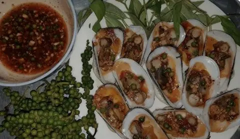 Hình ảnh Sò dẹo nướng muối ớt 