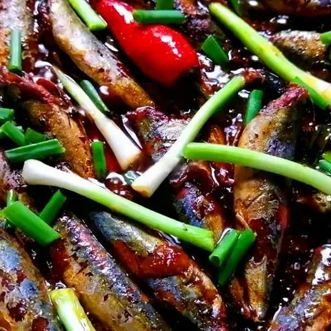 Hình ảnh Cơm cá nục kho