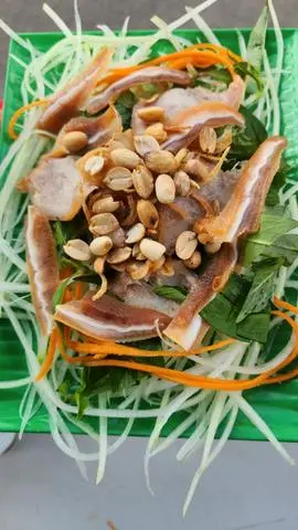 Hình ảnh Gỏi Đu Đủ Tai Heo Tôm
