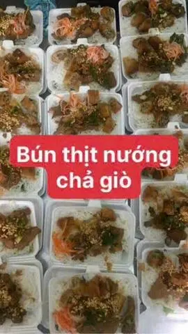 Hình ảnh Bún thịt nướng chả giò