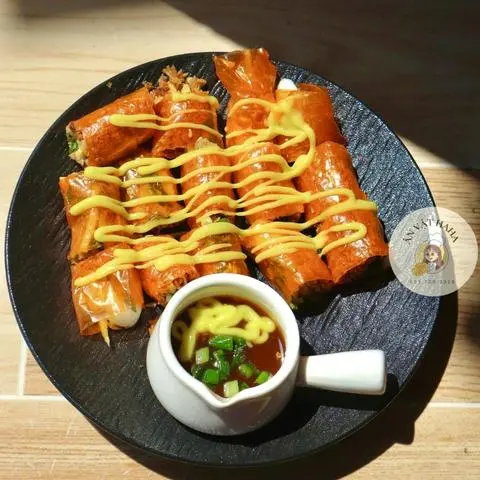 Hình ảnh Bánh Tráng Cuốn Bơ ( Cuốn Đỏ) 