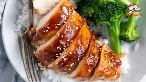 Hình ảnh Cơm gà má đùi