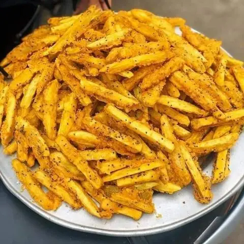 Hình ảnh Khoai lang mè lắc phô mai - 200 Gram
