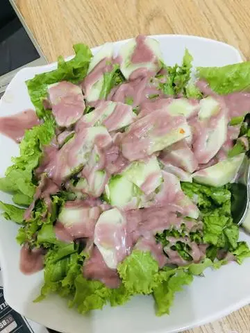 Hình ảnh Salad rau củ quả sốt bơ