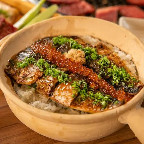 Hình ảnh Cơm thố cá sapa sốt cà chua tươi - trứng cá hồi