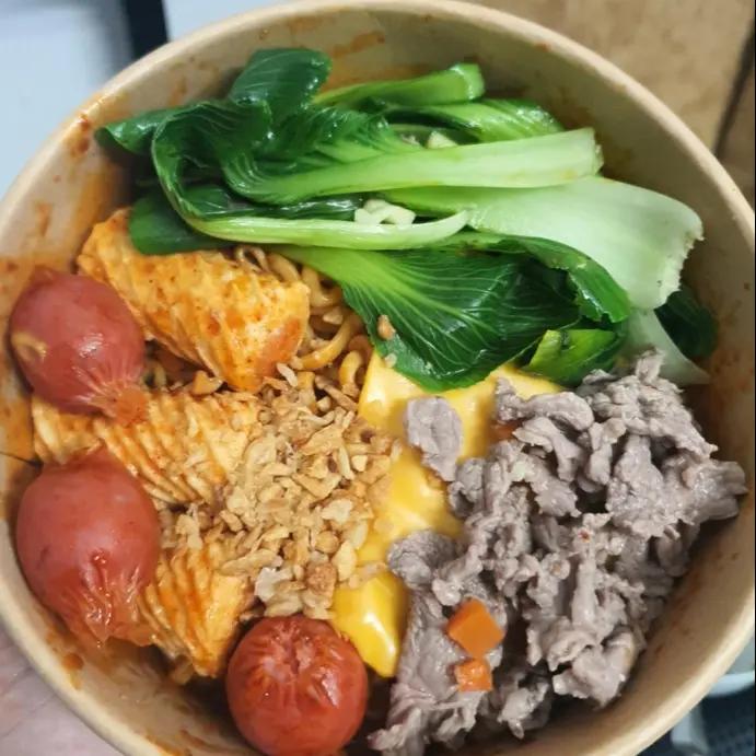 Hình ảnh Mì Cay Samyang Thịt Bò , Phô Mai Lát , Hồ Lô , Mực Xoắn Ống